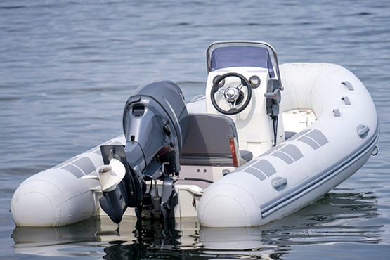 Schlauchboot neu wie gebraucht: kaufen, finanzieren oder leasen